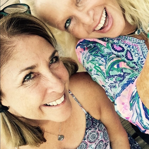 Lilly. Try Kindness 🇺🇸 - Picture 2 of 6